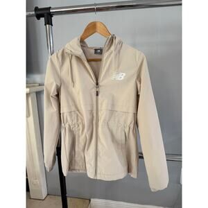 New Balance women’s  light jacket XS